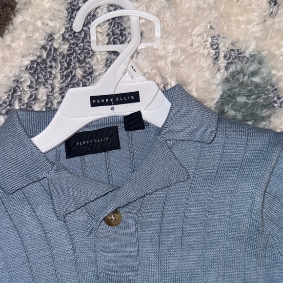 Perry Ellis - Picture 4 of 6